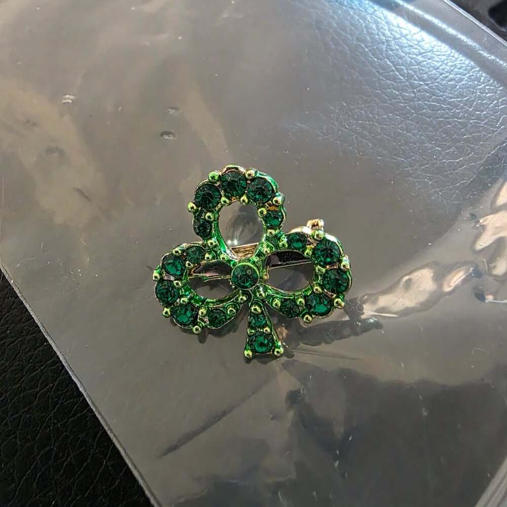 Vintage Shamrock Brooch Green Gold Tone Saint Patrick's Day Clover